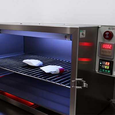 Essai de résistance au jaunissement sous UV